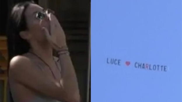GF Vip, Elisabetta Gregoraci riceve un aereo: "Sono le mie amiche". Il messaggio nasconde un altro significato