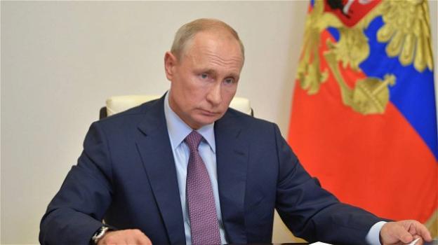 L’indiscrezione sulla salute di Putin: “Si dimetterà presto perché ha il morbo di Parkinson”