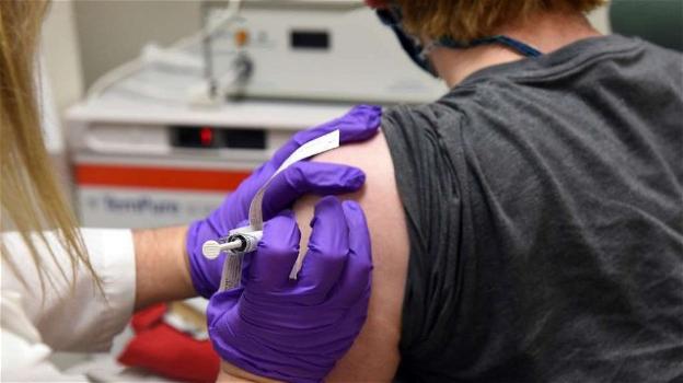 Covid-19: come funziona il vaccino Pfizer-BioNTech, in circolazione da dicembre