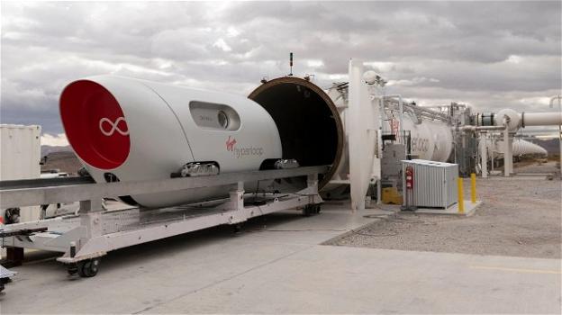 Hyperloop, primo test con passeggeri a bordo del treno supersonico