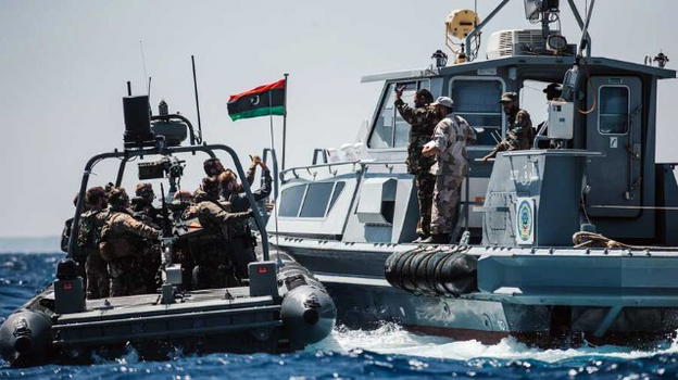 Telefonata tra i pescatori sequestrati in Libia e le rispettive famiglie
