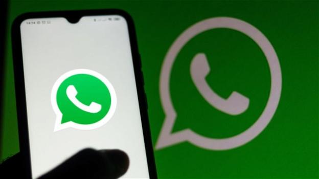 WhatsApp: novità per emoji, sfondi personalizzati, modalità leggi dopo, sicurezza