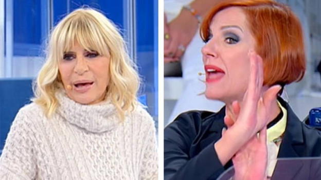 Uomini e Donne, il commento hard di Tinì su Gemma e lei risponde: "Pensavo fossi più romantica"