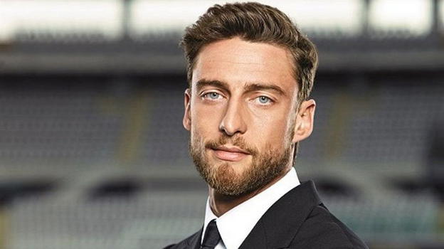 Claudio Marchisio difende la maestra licenziata e finita nella bufera: "È revenge porn"