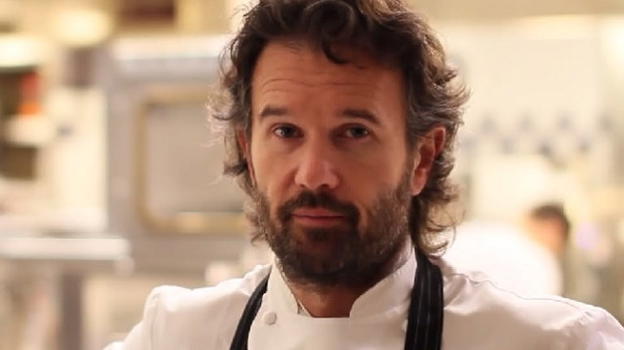 Carlo Cracco diffida LA7 e Fabrizio Corona: "Questo modo di fare informazione deve finire"