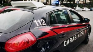 Imola, compra degli involtini al supermercato: quando va a mangiarli all’interno trova un dito umano
