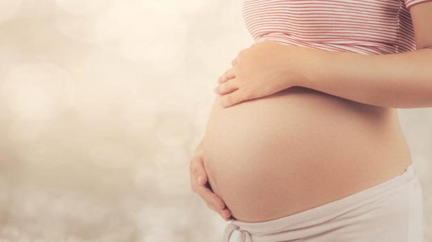 Le donne incinte hanno 15 volte meno probabilità di morire per Covid
