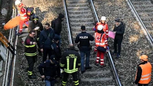 Treno investe e uccide 90 pecore sulla linea ferroviaria Milano-Varese: traffico rallentato