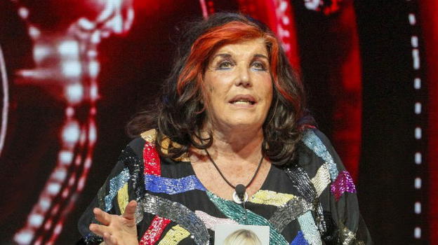 GF Vip 5, durante la diretta la De Blanck si scaglia contro Myriam Catania