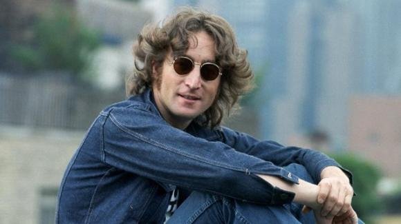 40 anni fa la morte di John Lennon: l’assassino è ancora in carcere