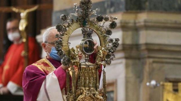 Il sangue di San Gennaro non si è sciolto, fedeli attoniti: è presagio di sciagura