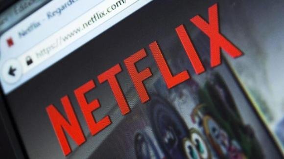 Netflix: in roll-out la riproduzione solo audio, in test nuove funzioni per la famiglia