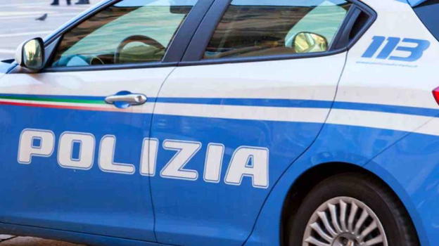 Udine: inaugura il locale alle 17 e la polizia glielo chiude alle 18. “Ho fatto un record”