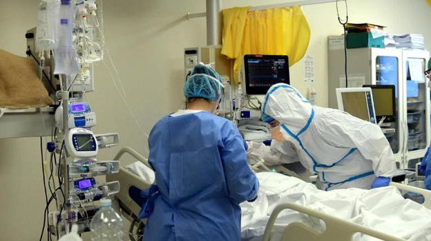 Duplice lutto a Belluno: due fratelli muoiono per Covid a 46 ore l’uno dall’altro