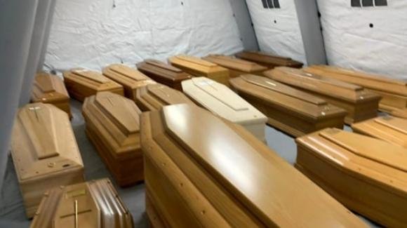 Crematorio di Lambrate chiude fino al 3 gennaio: troppe salme da smaltire