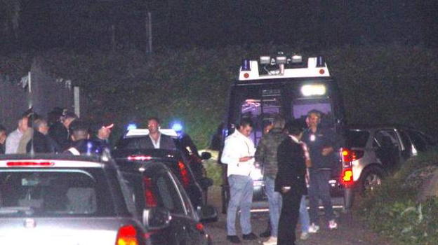 Tragedia in provincia di Padova: uccide i due figli e si suicida