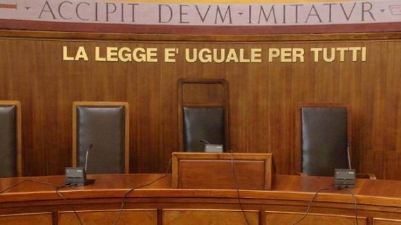 Covid-19, sentenza choc Tribunale di Roma: "Dpcm illegittimi e incostituzionali"