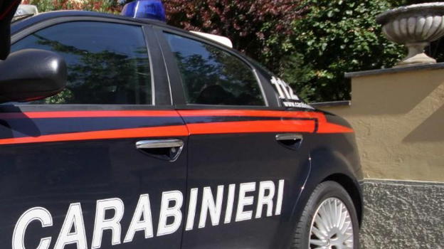 L’azienda è in crisi a causa del Covid: imprenditore si toglie la vita nella sua fabbrica di scarpe