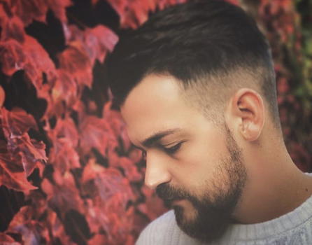 La disperazione di Valerio Scanu: suo padre ha perso la battaglia col Covid-19