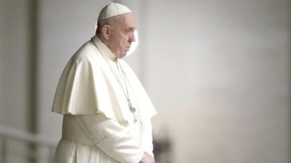 Omelia di Papa Francesco nel primo giorno dell’anno, bloccato per una sciatalgia