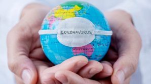 Covid, come politici e virologi si sono improvvisati falsi profeti del 2020