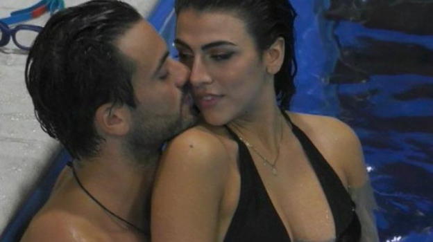 GF Vip, Giulia e Pierpaolo si sono lasciati andare sotto le lenzuola, censurati