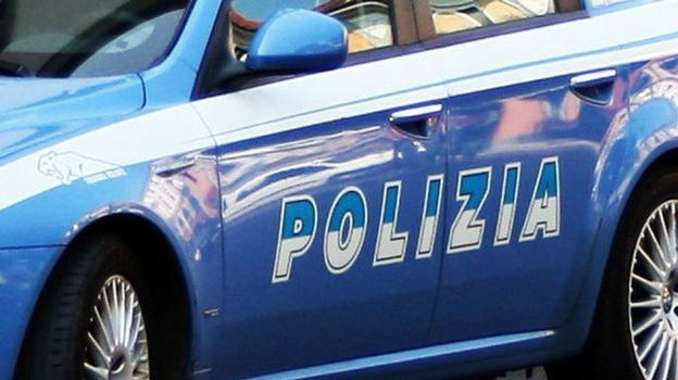 Casarano, ragazzo di colore riprende ragazzi senza mascherine e viene pestato: 18enne li fa arrestare