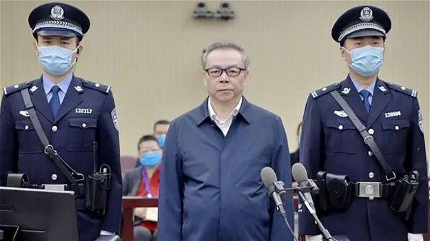 Lai Xiaomin, miliardario cinese condannato a morte per corruzione e bigamia