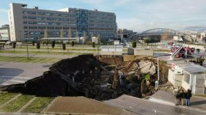 Napoli, voragine di 2000 metri quadrati all’Ospedale del Mare: Covid residence chiuso per mancanza di acqua e ossigeno