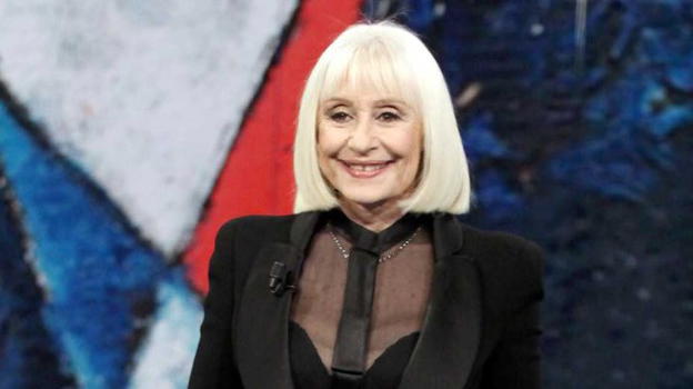 Prime Video, disponibile dal 25 gennaio il film ispirato alla vita di Raffaella Carrà