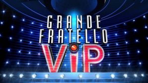 GF Vip, le urla dei fan svelano il rinvio della finale: gli autori censurano la scena