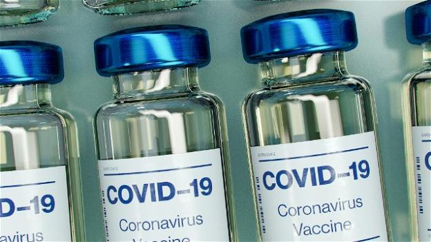 Arcuri sul vaccino anti-Covid: "Pfizer ha tagliato 165 mila dosi "