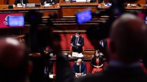 Crisi di Governo: Giuseppe Conte ottiene la maggioranza relativa con 156