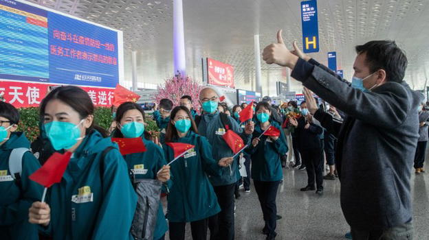 Cina, a Pechino scatta il lockdown per 1,7 milioni di persone: arrivata "variante inglese" del Covid-19