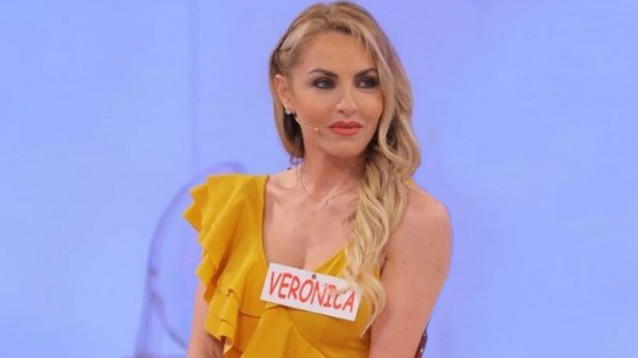 U&D anticipazioni: filmini hot e la richiesta di Veronica, ma la redazione rifiuta