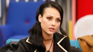 GF Vip, Rosalinda scopre che i suoi genitori non sentono Giuliano da mesi: la sua reazione