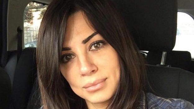 Serena Enardu, la sua auto incendiata per la seconda volta