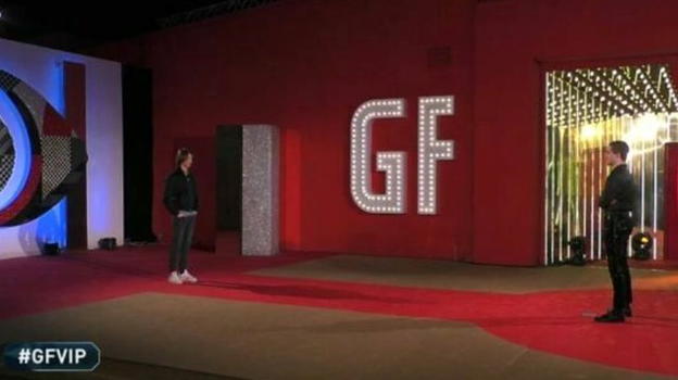 GF Vip, Tommaso Zorzi consolato da Francesco Oppini: "Voglio sconfiggere la mia ansia"