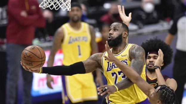 NBA, 25 gennaio 2021: James straordinario ed i Lakers vincono in casa dei Cavaliers, i Nuggets passano sui Mavericks