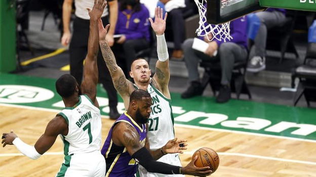 NBA, 30 gennaio 2021: i Lakers vincono in casa dei Celtics, gli Hornets sconfiggono i Bucks