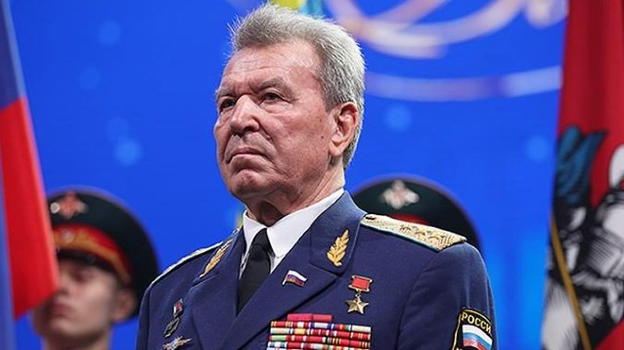 Sopravvissuto alle radiazioni letali di Chernobyl: morto di Covid pilota che spense l’incendio