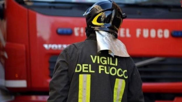 Brindisi, esplode un appartamento dopo fuga di gas: feriti due anziani coniugi, edificio inagibile