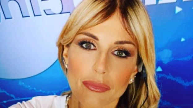 L’ex miss Italia Arianna David: "Dopo le mazzate, il mio ex mi ha puntato una pistola alla testa"