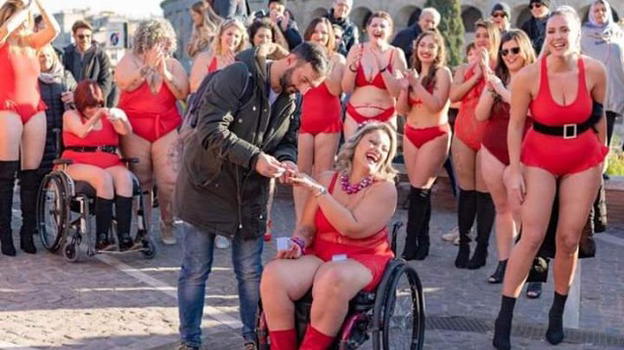 Messina, disabile in carrozzina e la sua proposta di matrimonio diversa: "Ci amiamo contro ogni pregiudizio"