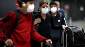Vende certificati falsi di tamponi negativi al Covid a 50€ all’aeroporto di Napoli