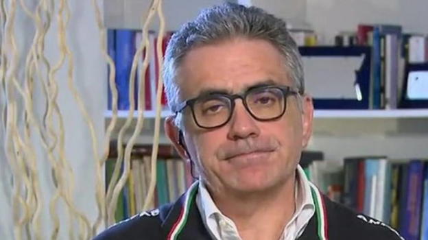 Covid-19, Fabrizio Pregliasco: "Lockdown? Italia allo stremo, meglio cambiare colori"