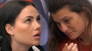 GF Vip, Dayane e Rosalinda cercano un chiarimento e finisce con una porta chiusa in faccia