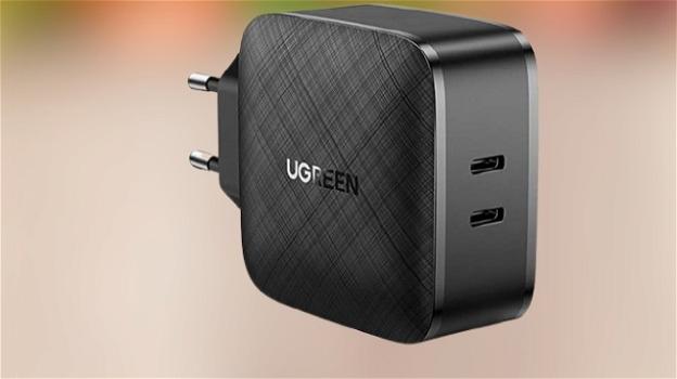 UGREEN CD216: caricabatterie USB-C con funzione di ricarica rapida da 66 W per smartphone e laptop