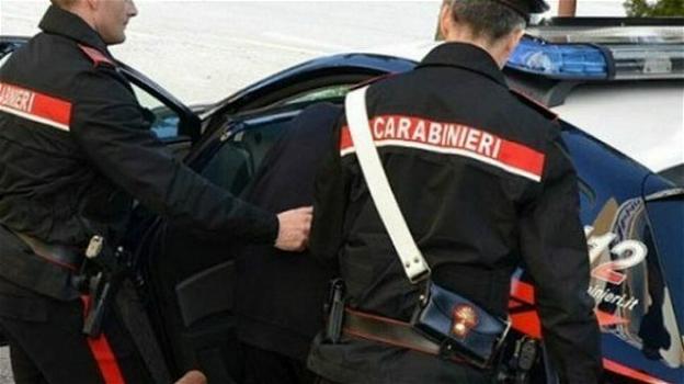 Terrore a Roma: 43enne si barrica in casa e minaccia di uccidere i due figli piccoli