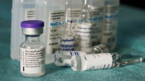 Studio israeliano sul Covid-19: la variante sudafricana resiste al vaccino Pfizer